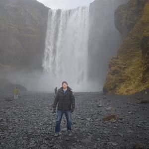 Meet your Posher, Derrick